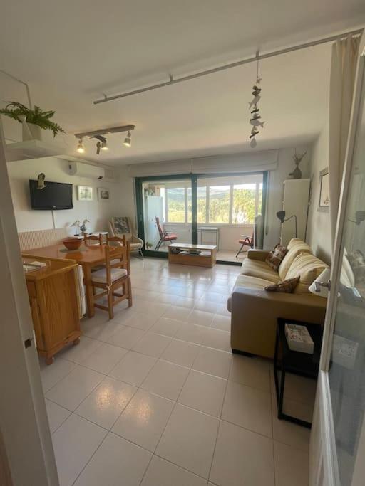Apartamento Con Piscina En Llança Exteriör bild
